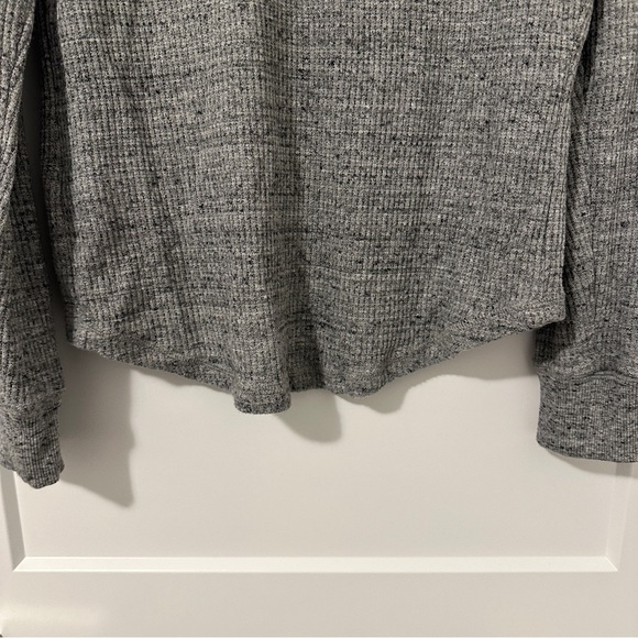 Roots Heathered Grey Organic Cotton Henley Long Sleeve T-shirt Size Extra Small - Picture 9 of 12